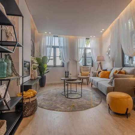 River Sight Corticeira Iii * Oporto