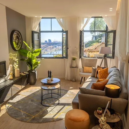 River Sight Corticeira Iii *